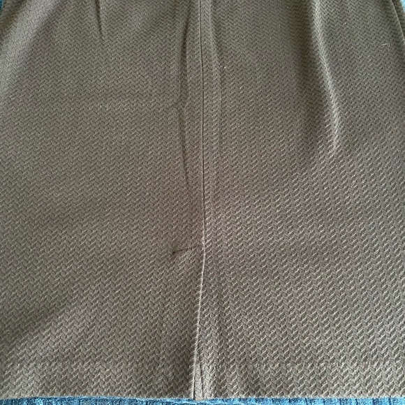 Black Stretchy Pencil Skirt XL - Picture 7 of 7